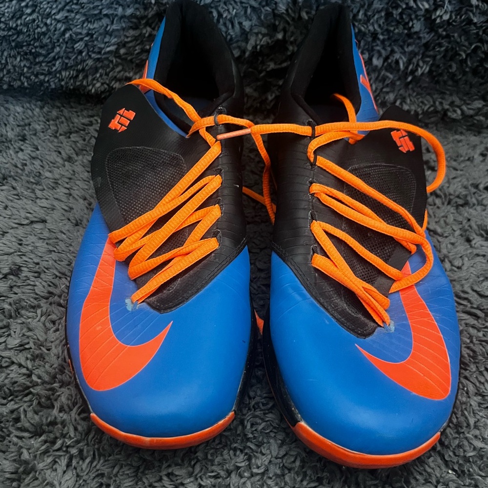 Kevin Durant Blue and Orange sneakers